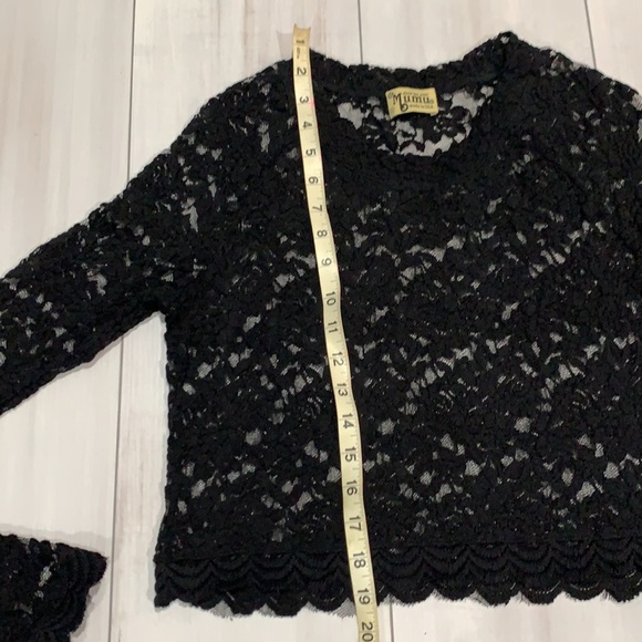 Show me your MUMU crop top - Picture 9 of 17